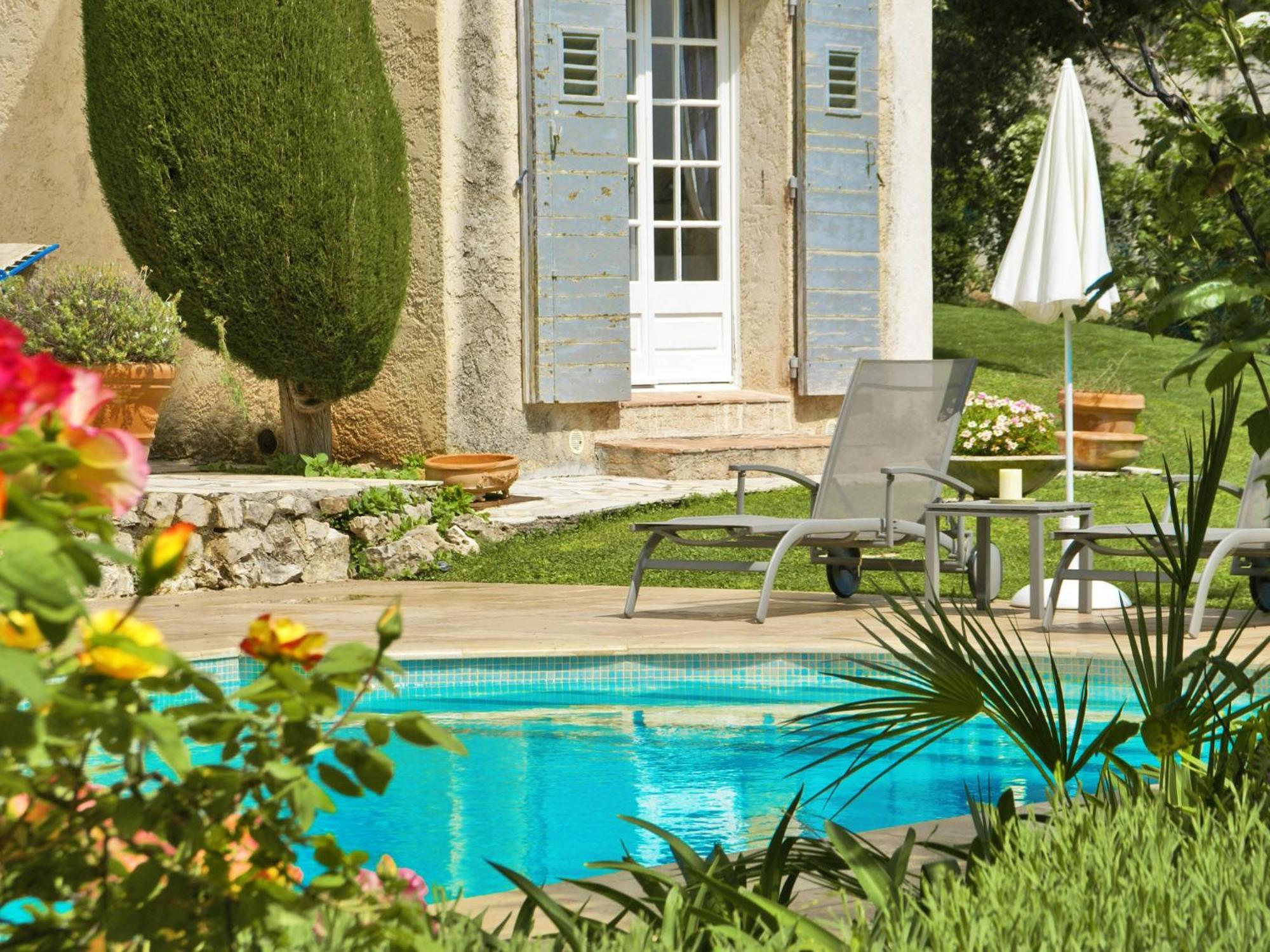 Superb Villa With Private Pool Сен-Поль-де-Ванс Экстерьер фото